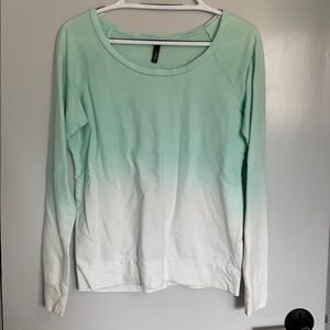 Long sleeve tee